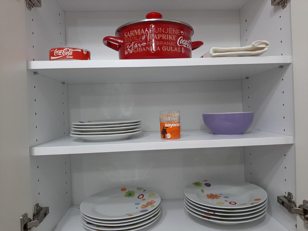 Apartman Viaggio Sremska Mitrovica Esterno foto